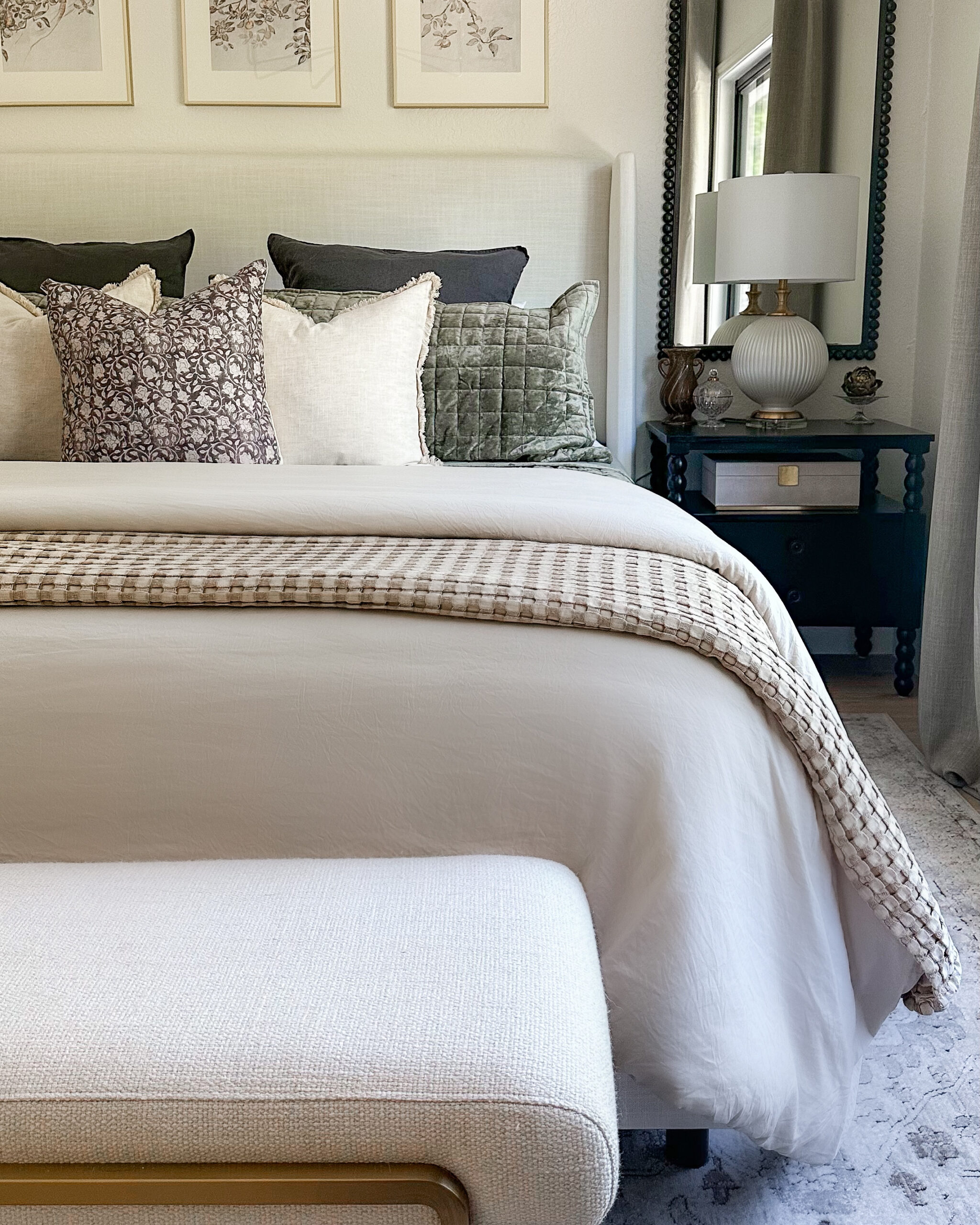 The Ultimate Bedding Guide: Essentials for Your Best Sleep Yet | bedding, quilt, pillows, throw pillows, floral pillow, duvet, neutral tones, earth tones, neautral duvet, throw blankets